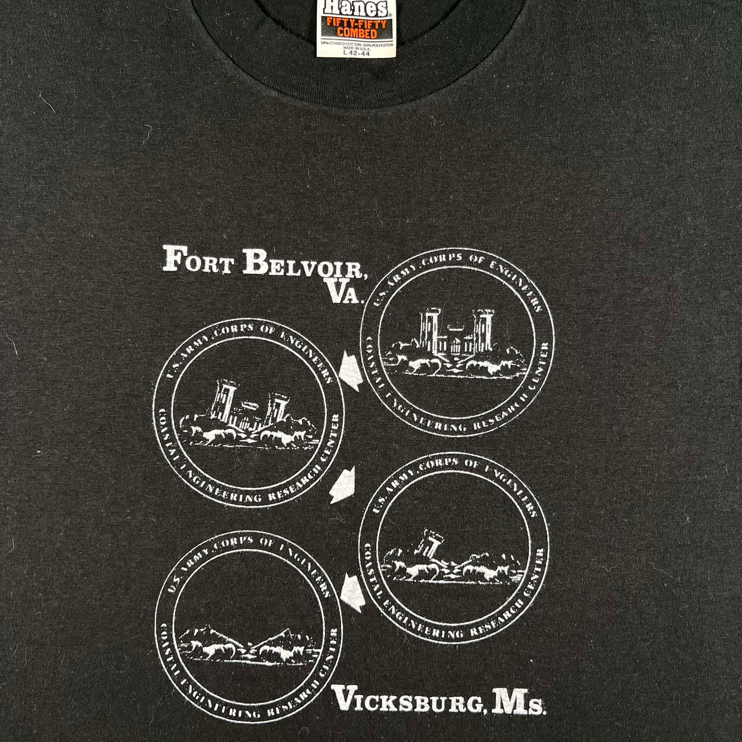 80s Fort Belvoir/Vicksburg Army Corps of Engineers Tee- M