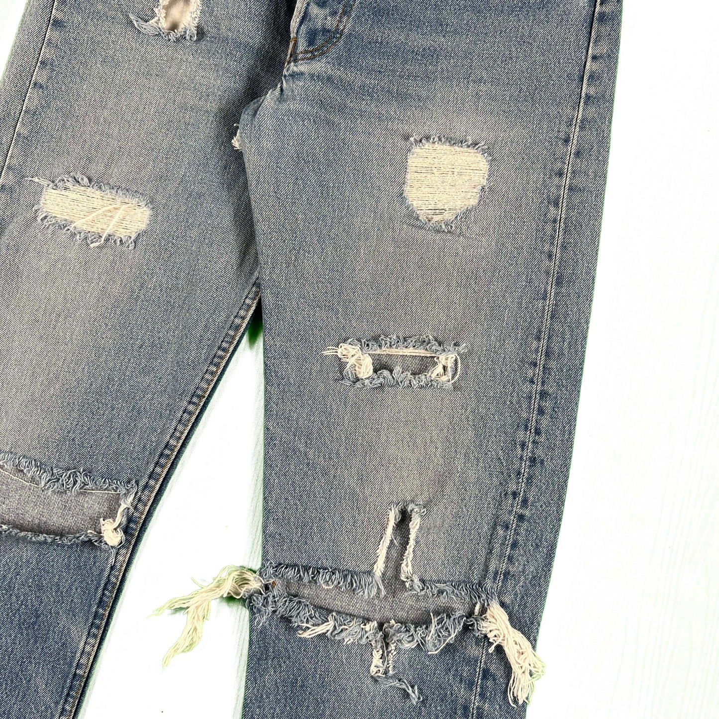 80s Nicely Thrashed Levi's 501 Denim- 30x34