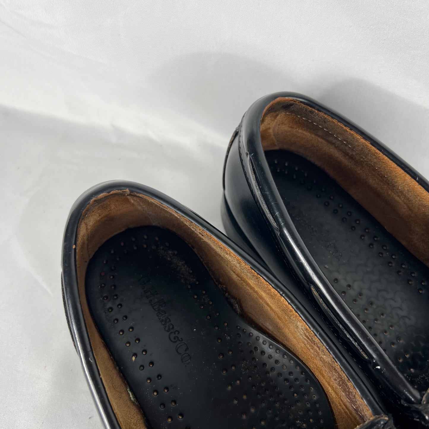 90s G.H. Bass Black Leather Tassel Loafers- M's 8, W's 9.5