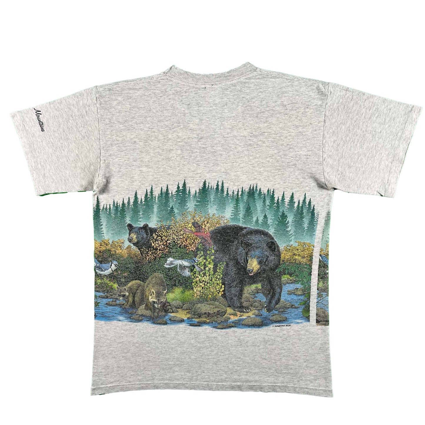 90s Wrap Around Bear Wildlife Scene Tee- M