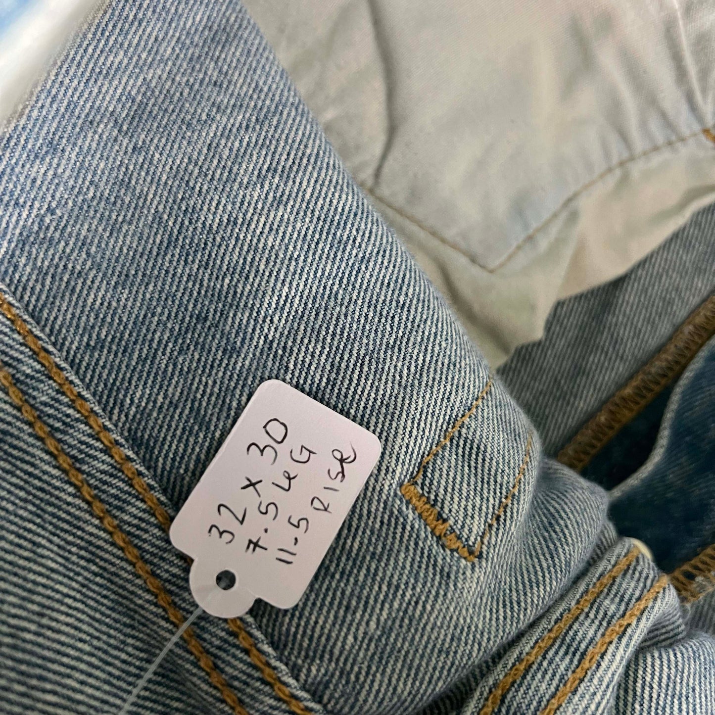 90s Levi's 501 Denim- 32x30