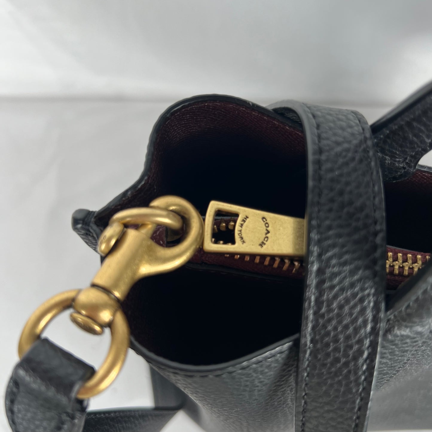 Coach Leather Side Bag w Kilban Cat Charm