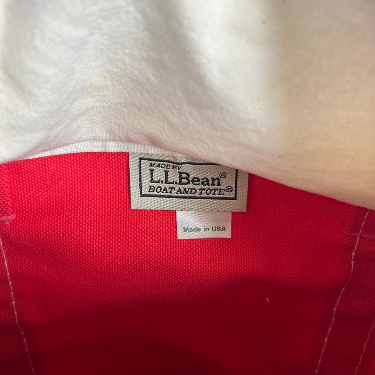 L.L. Bean Red,Tan, & Brown z/u Boat and Tote Bag- Medium