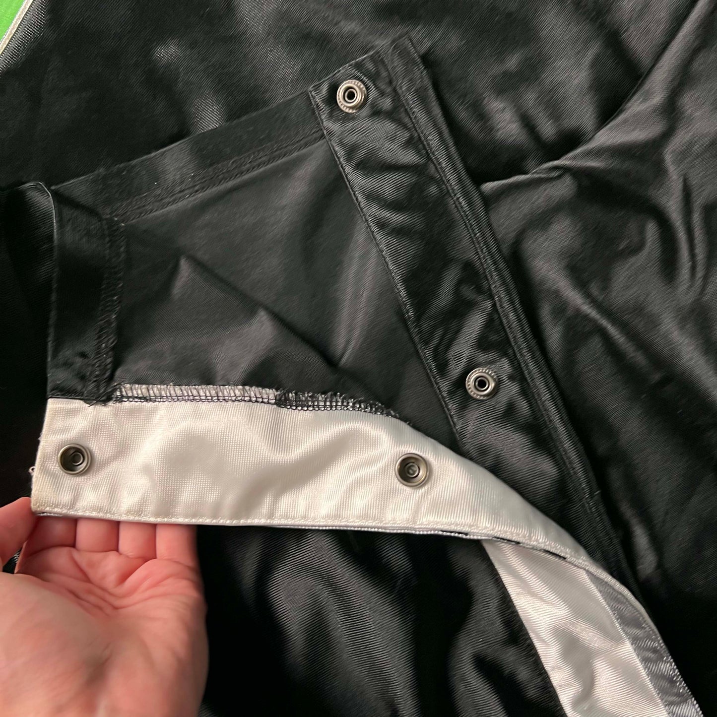 00s Adidas Shiny Tear Away Hoops Pants- L