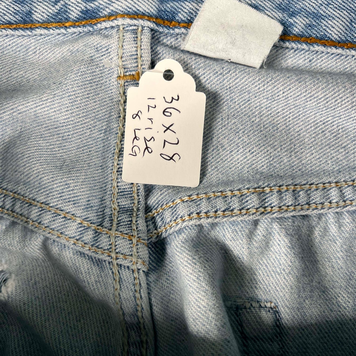 90s Light Wash Levi's 501 Denim-36x28