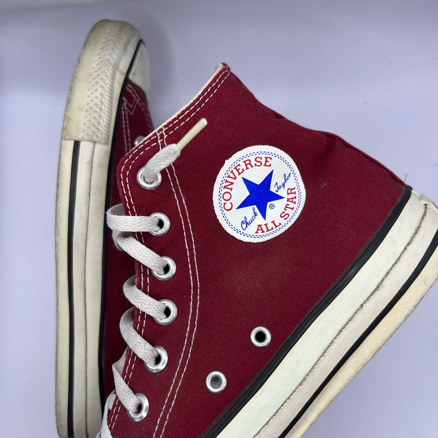 80s M in USA Burgundy Converse- M 9.5