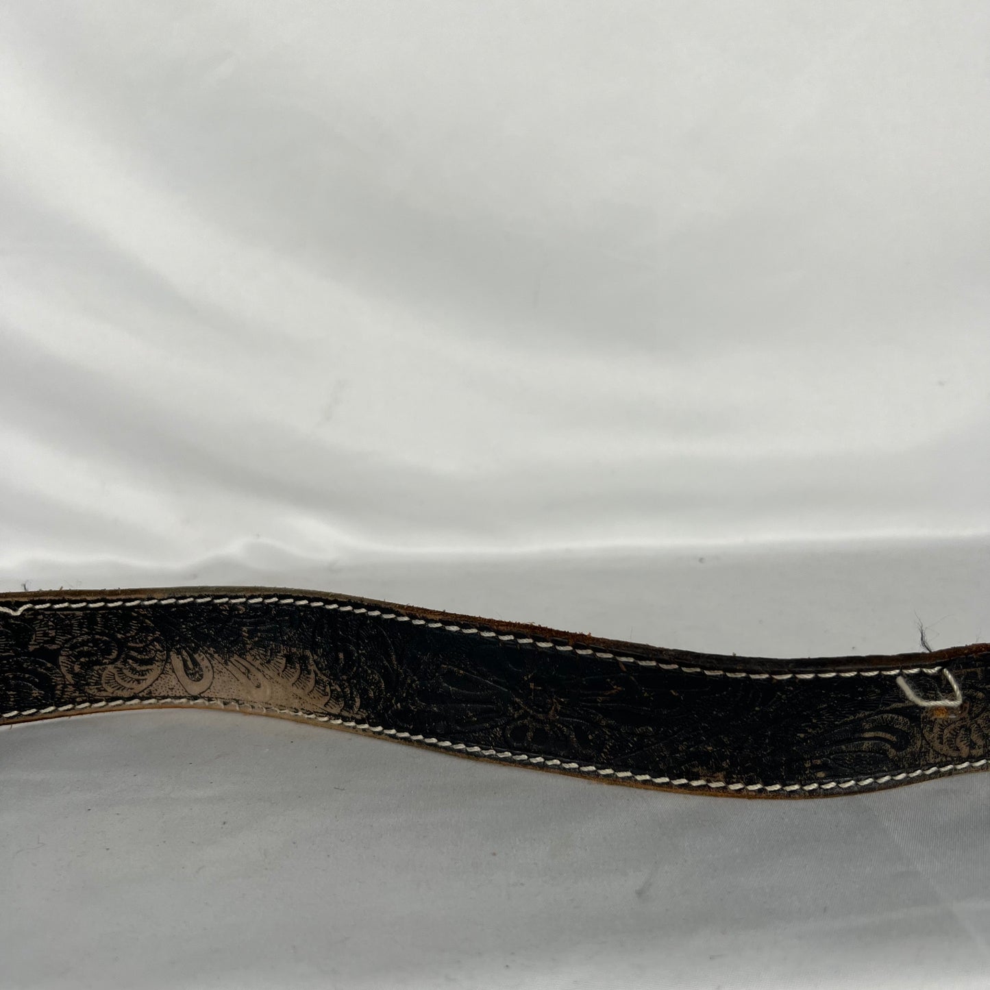 80s Embellished Black Leather Belt w Kansas Buckle- 32"-36"