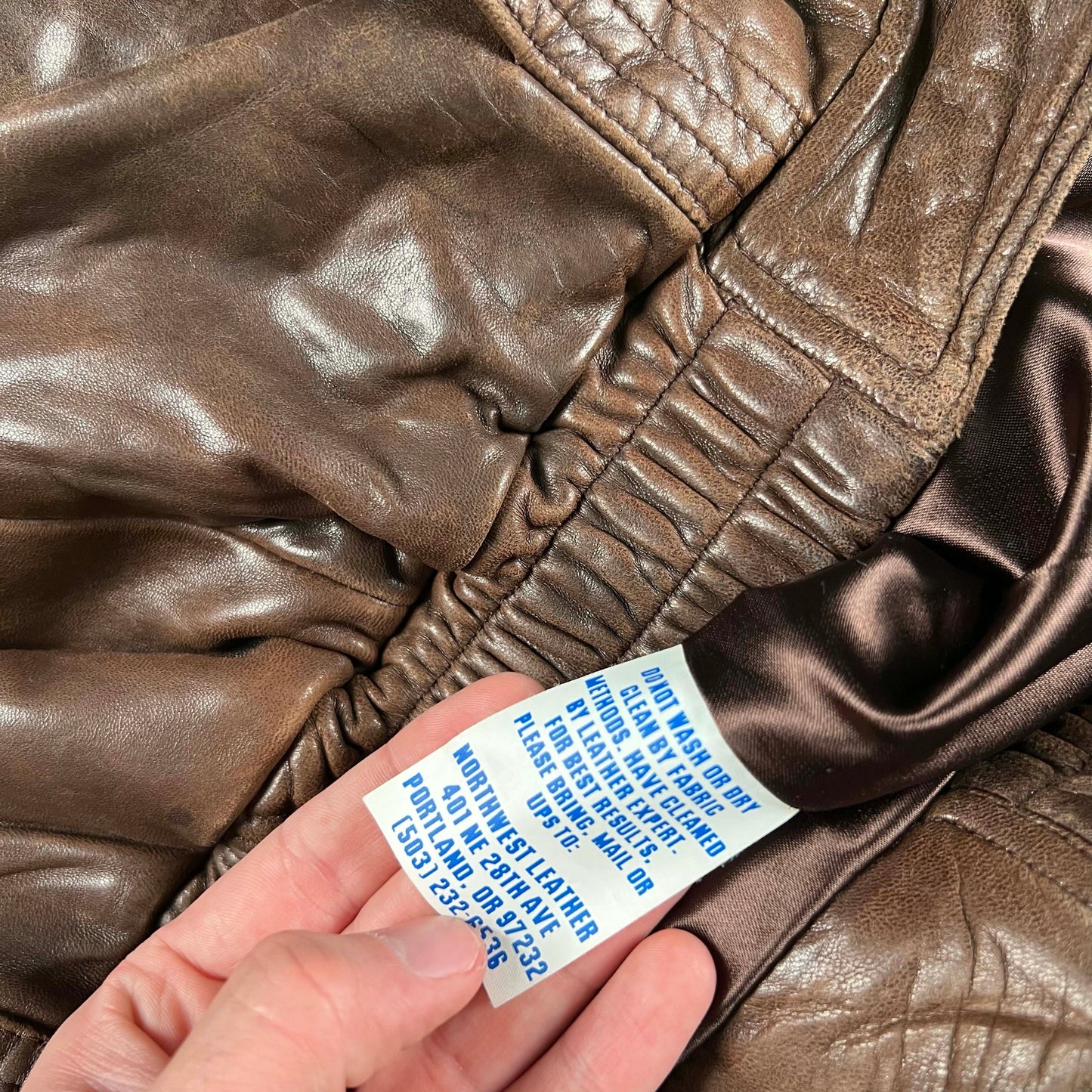 90s Boxy Brown Leather Bomber Jacket- M