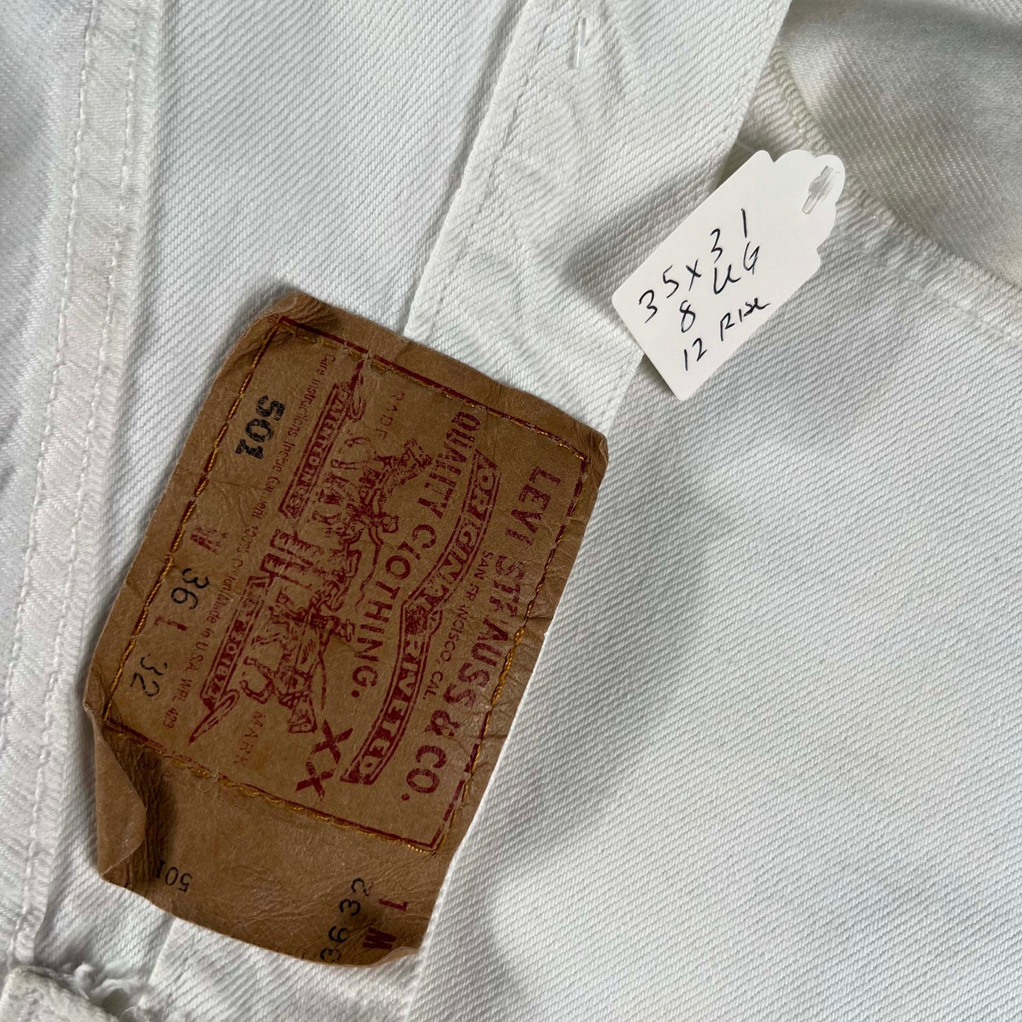 90s White Levi's 501 Denim- 35x31