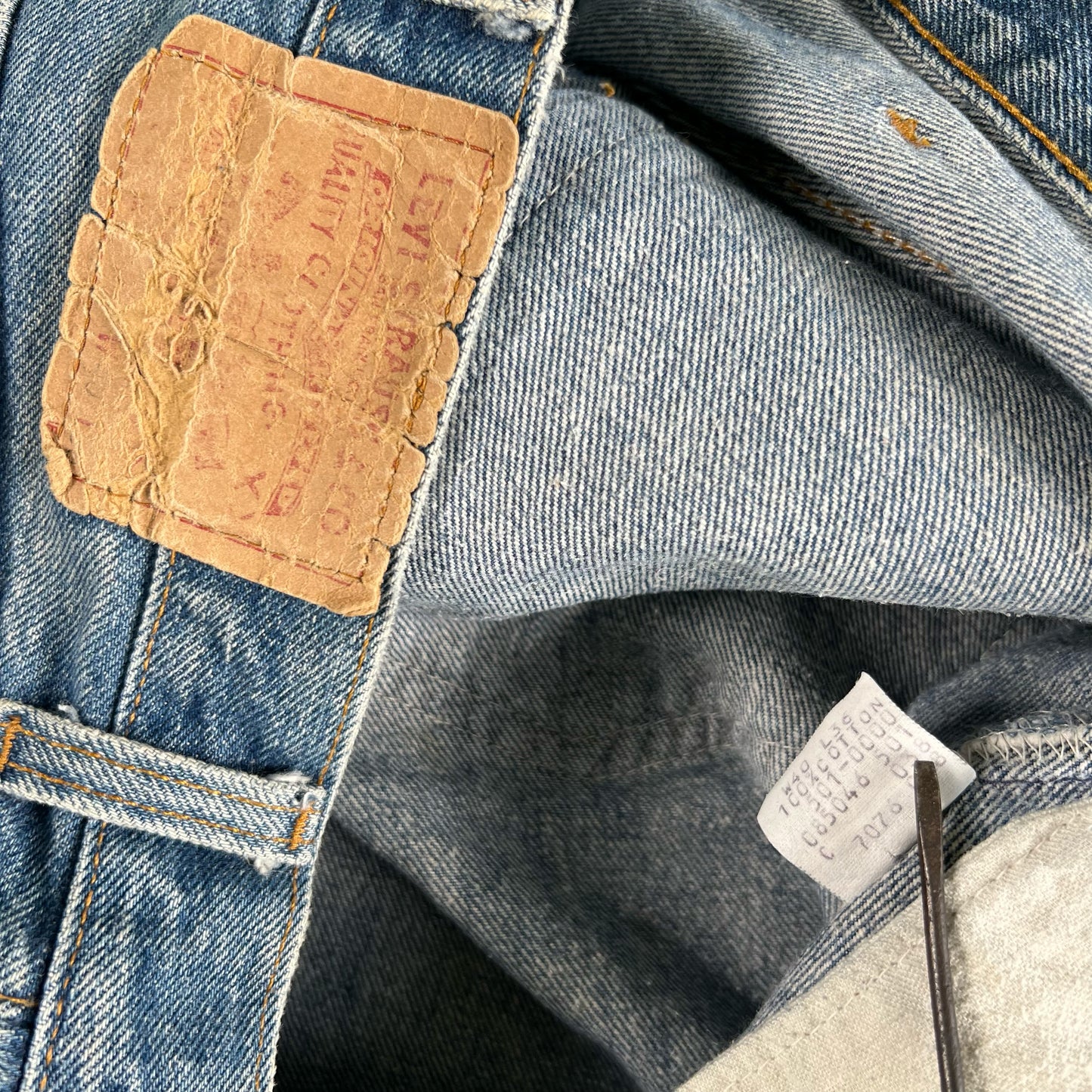 80s Perfect Levi's 501s- 38x32