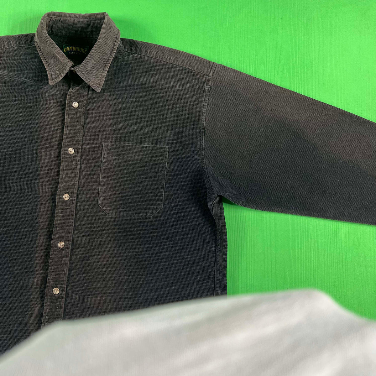 90s/00s Sun Faded Black Corduroy Button Up Shirt- L