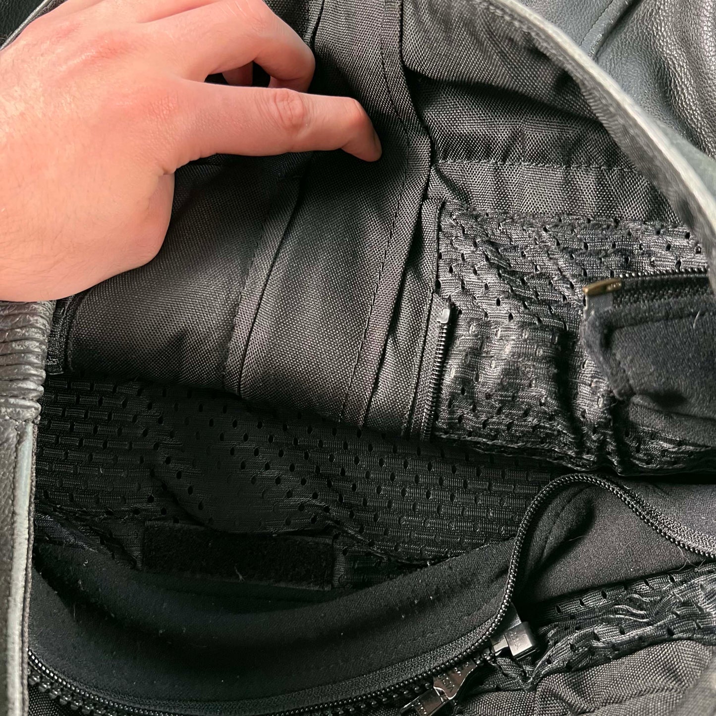 00s Tourmaster Black Leather Biker Jacket- M