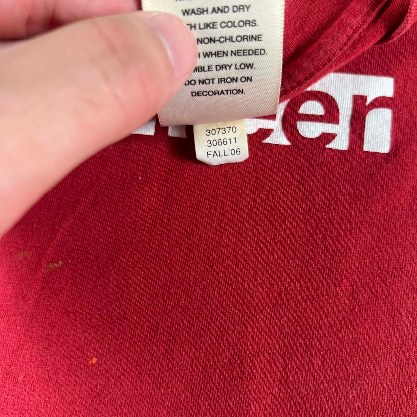 2006 Gap Inc. Volunteer Tee- M