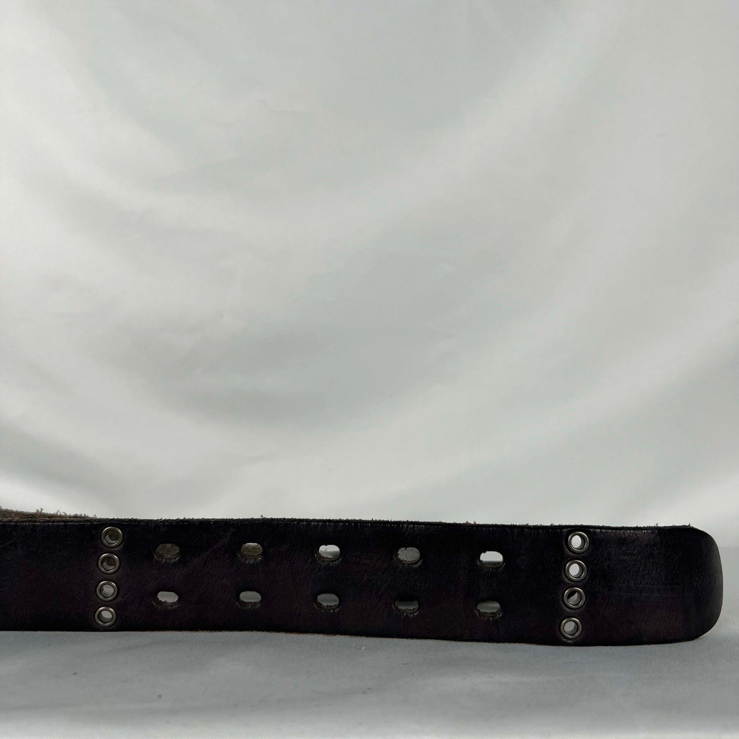 2001 Two Prong Buckle Gap Black Leather Belt- 30"-34"
