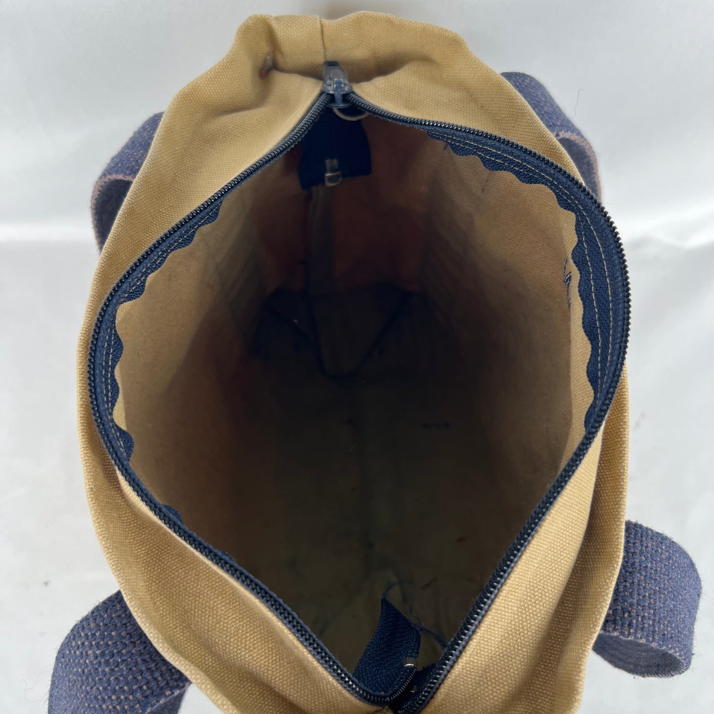 00s XS Zip Up Bird Tote Bag