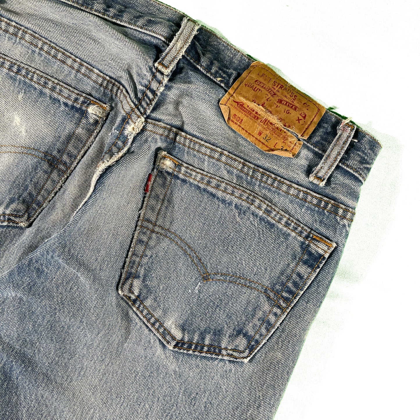 90s Levi's 501s- 32x32.5