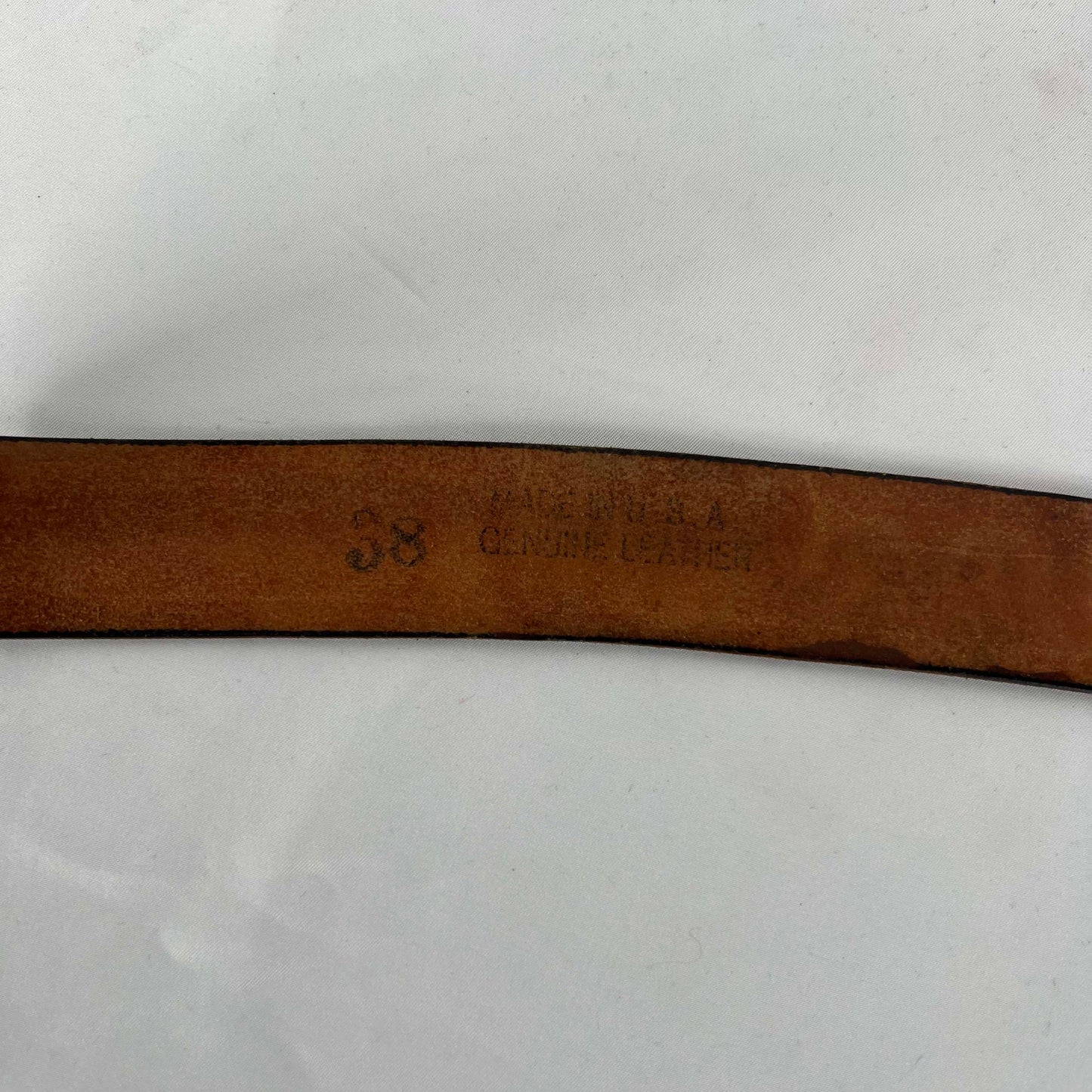 70s Silver Detailed Buckle Patina Brown Winter Scene Leather Belt- 33"-38"
