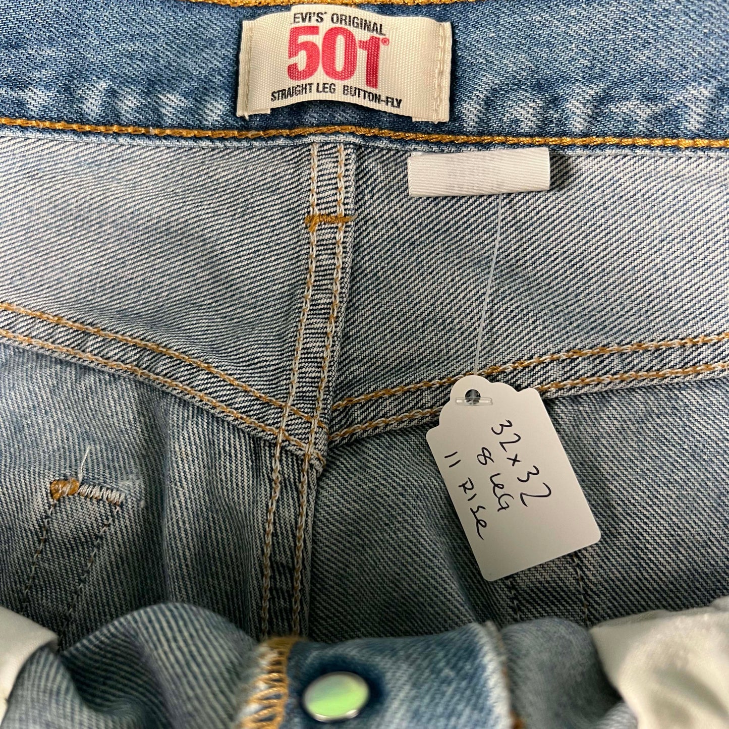 00s Faded & Worn Levi's 501 Denim- 32x32