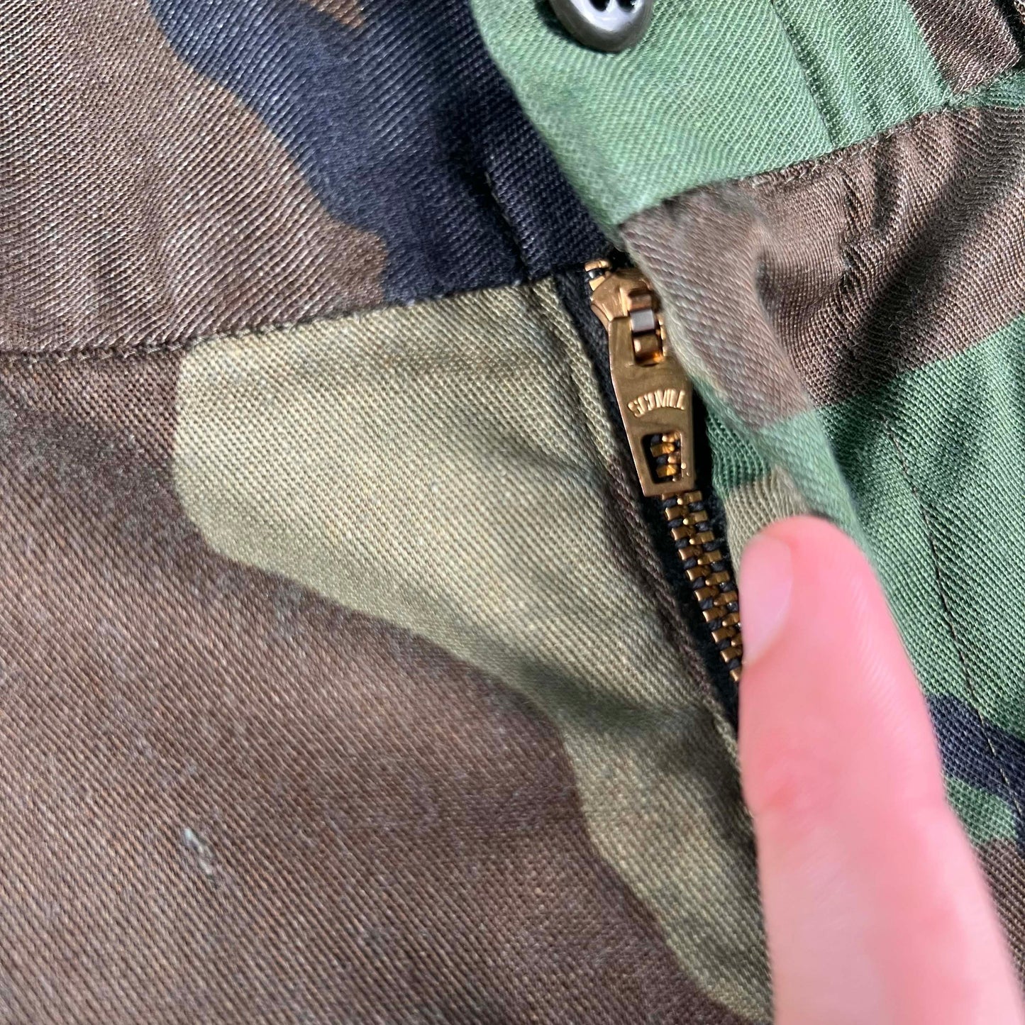80s Cabela's Camo Cut Off Double Front Hunting Shorts- 33x12