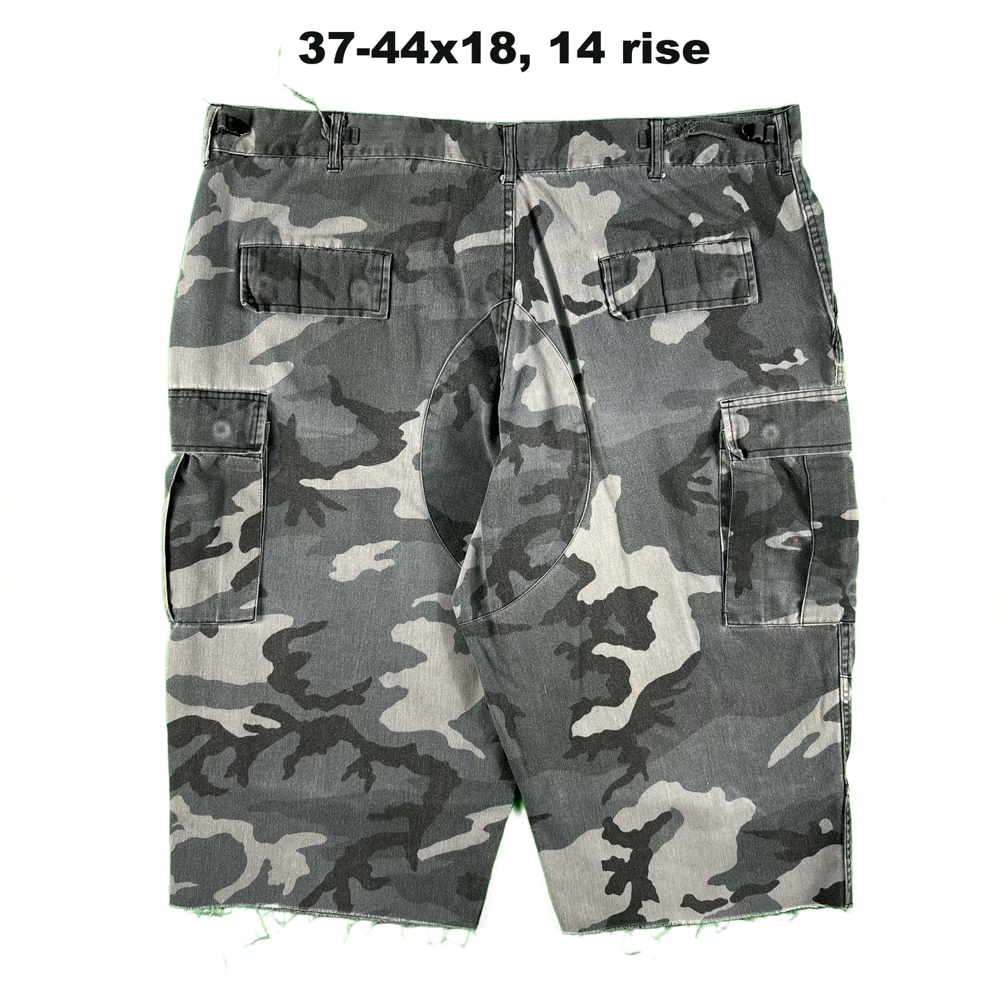 Vintage Chopped Baggy Army Camo Cargo Shorts- SELECT PAIR