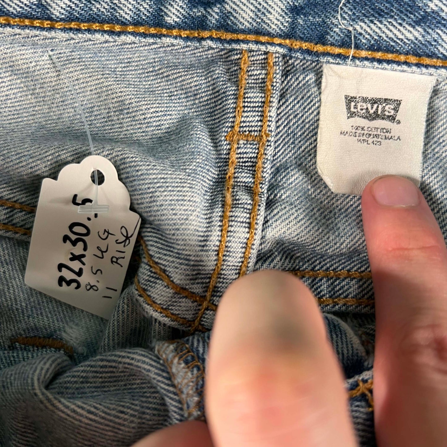 00s Paper Tag Levi's 501 Faded Denim- 32x30.5