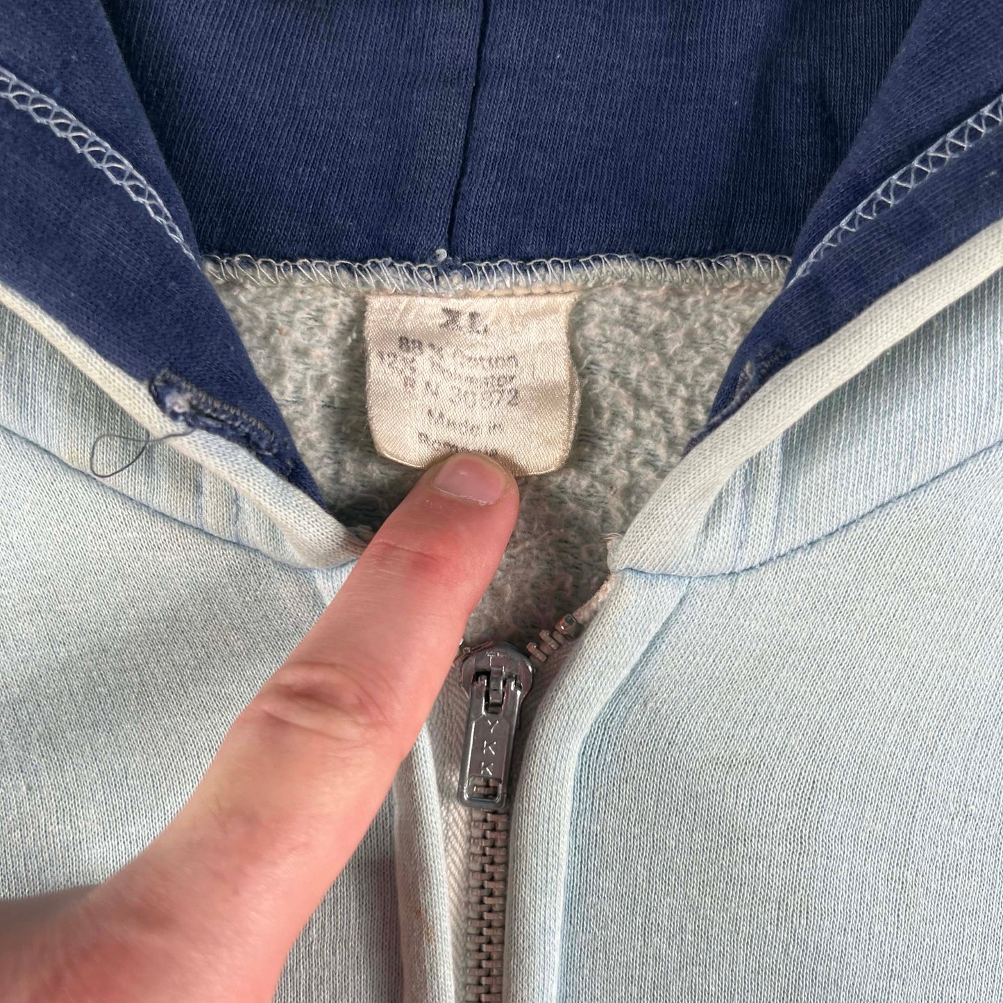 80s Striped Baby Blue Beat Up Zip Up Hoodie- L