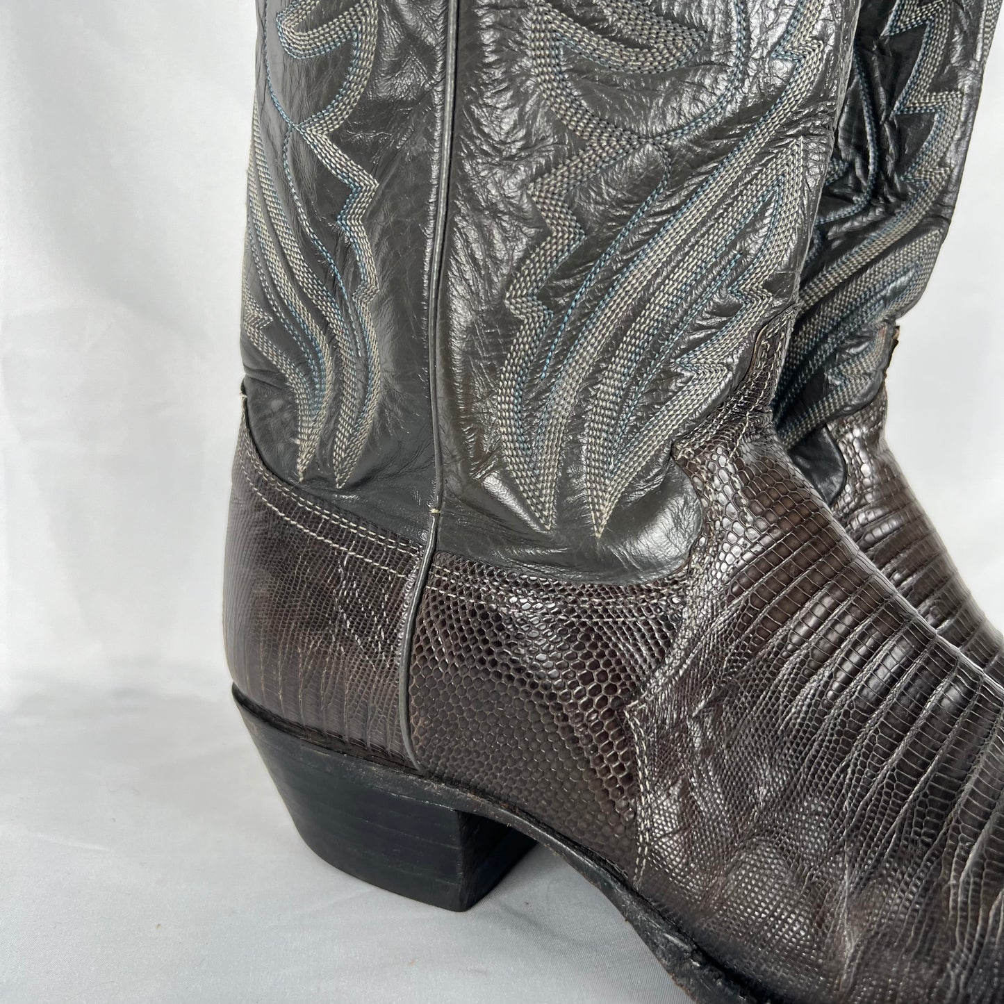 80s/90s Justin Grey and Black Snakeskin Cowboy Boots- M's 9, W's 10.5