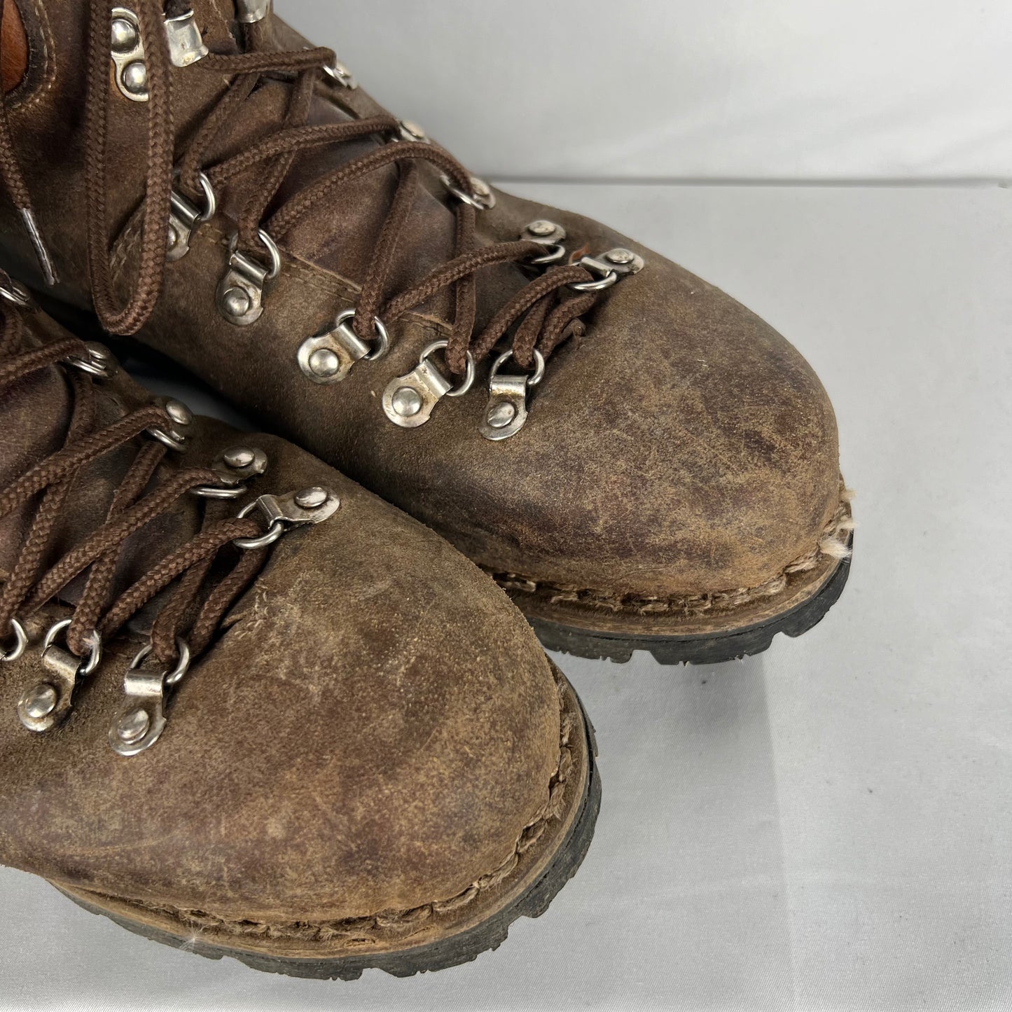 80s 'Colorado' Leather Hiking Boots- M's 11, W's 12.5