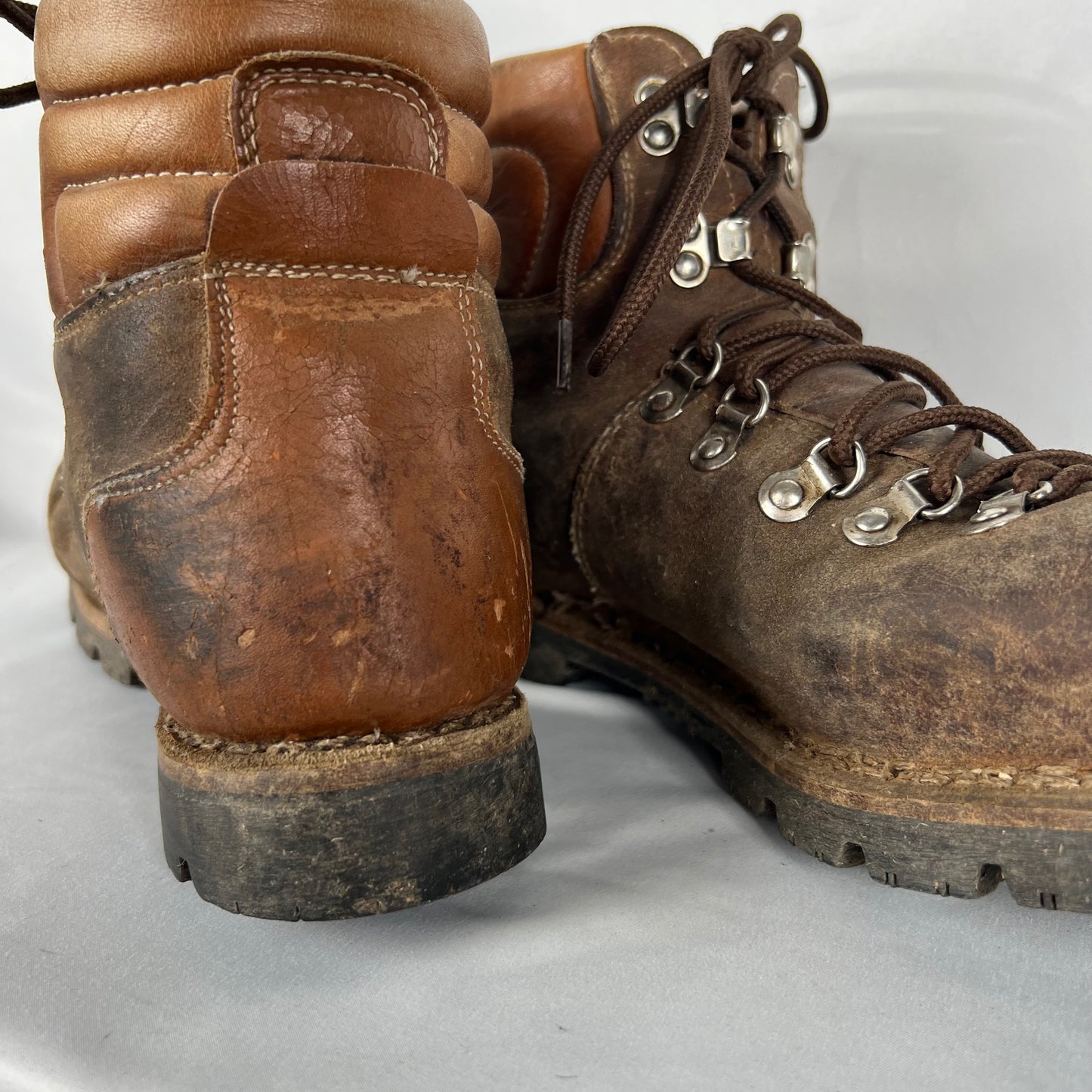 80s 'Colorado' Leather Hiking Boots- M's 11, W's 12.5