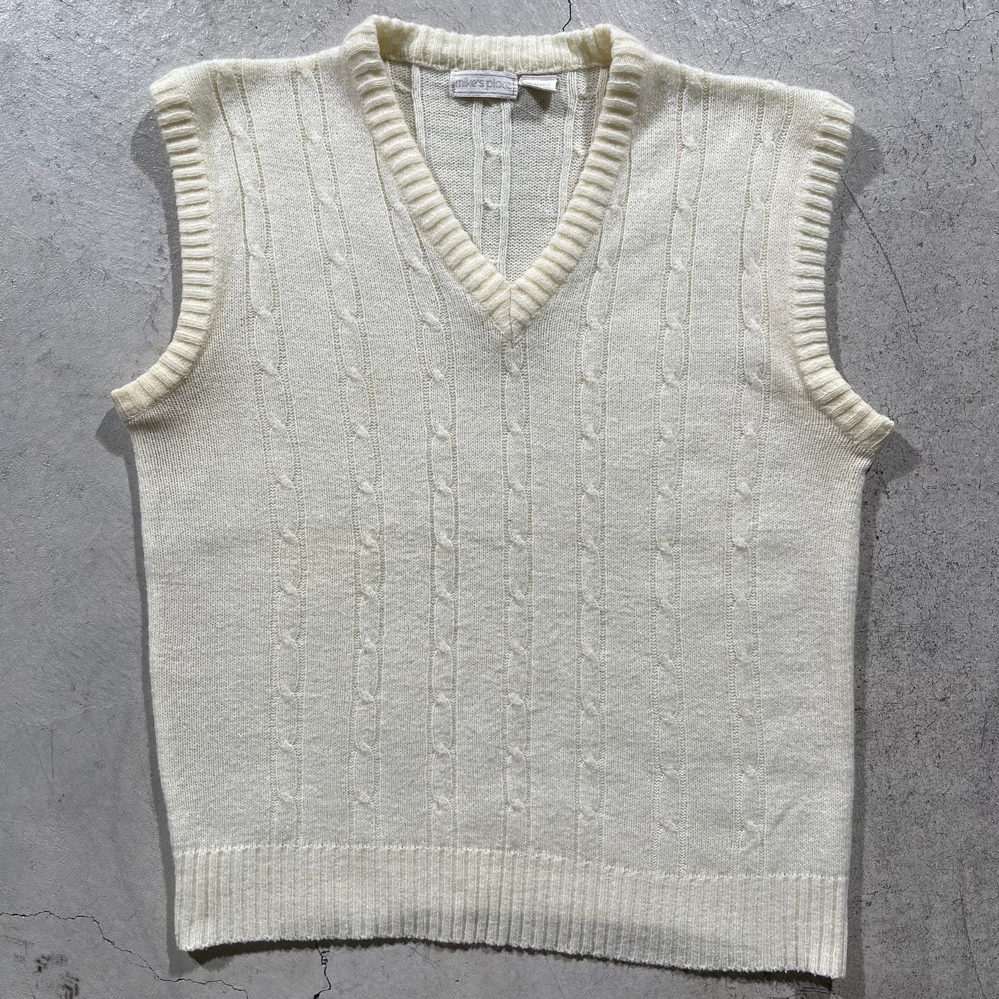 70s Sweater Vest Pair- M
