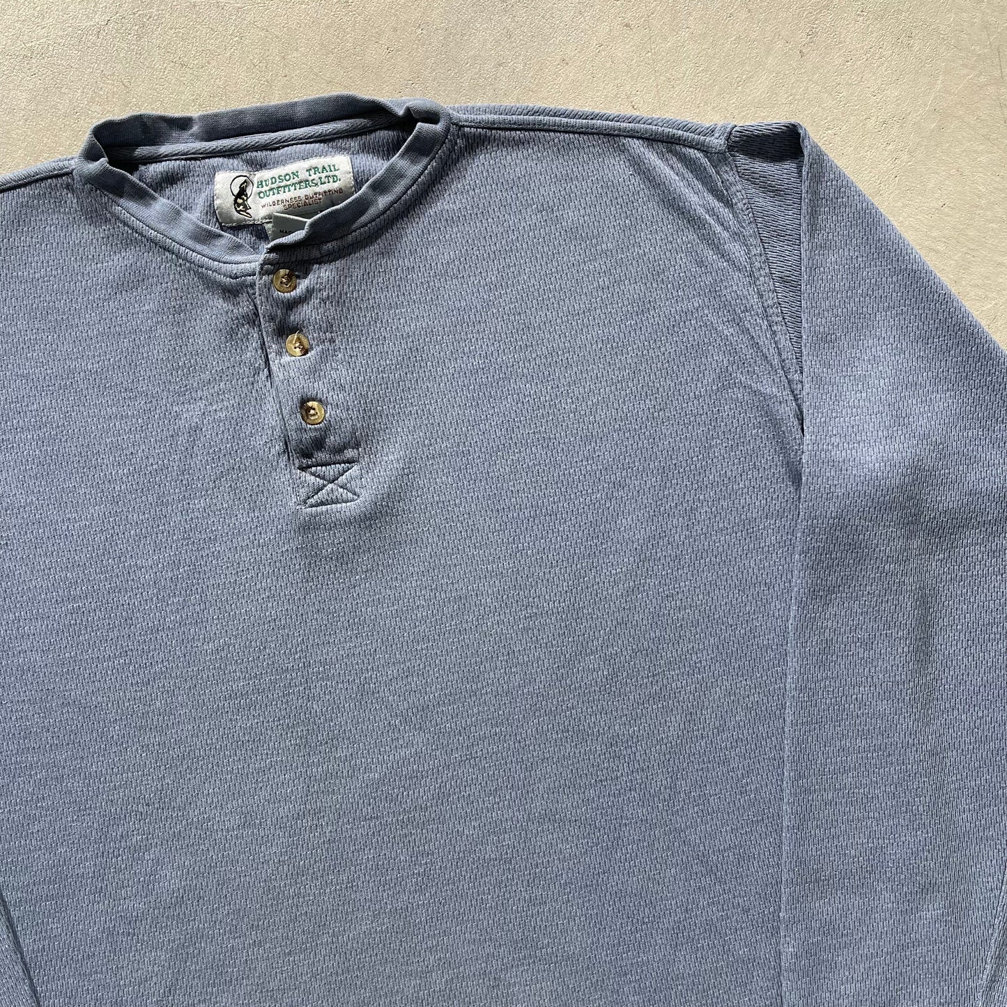 90s Waffle Knit Henley Thermal- L
