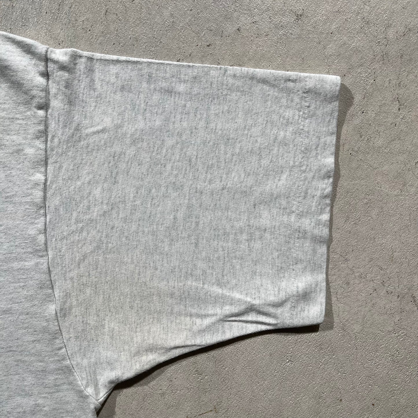 90s Wolf Tee- XL