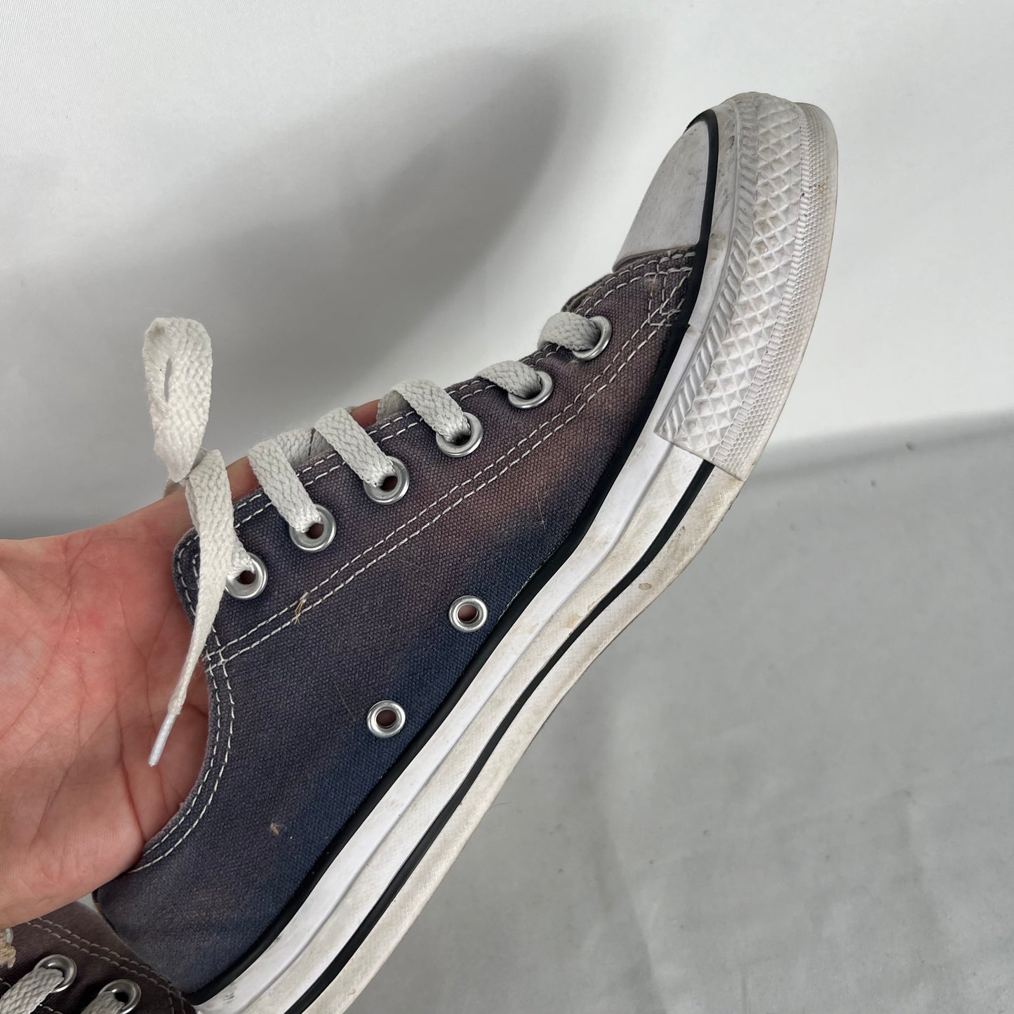 Sun Faded Navy Blue Converse- M's 7, W's 8.5