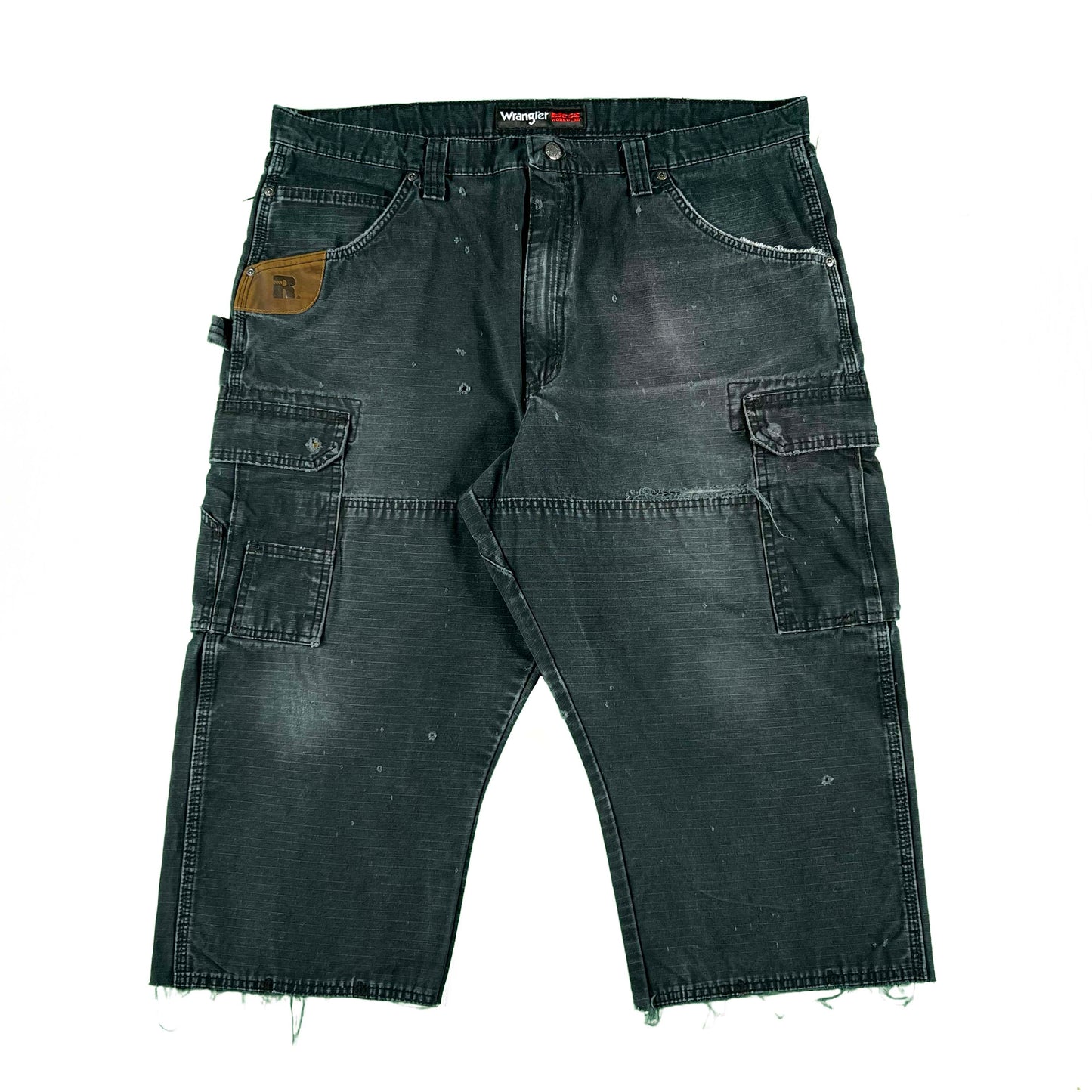 Faded & Thrashed Black Wrangler Riggs Capris- 40x20