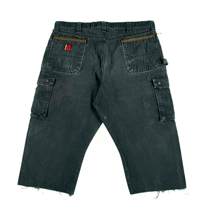 Faded & Thrashed Black Wrangler Riggs Capris- 40x20