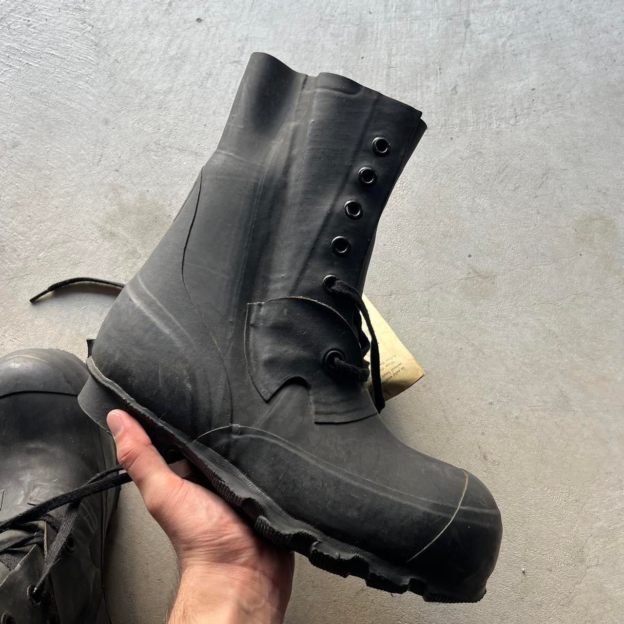 bunny boots size 10