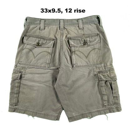 00s Baggy Levi's Cargo Shorts- SELECT PAIR
