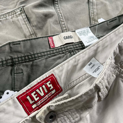 00s Baggy Levi's Cargo Shorts- SELECT PAIR