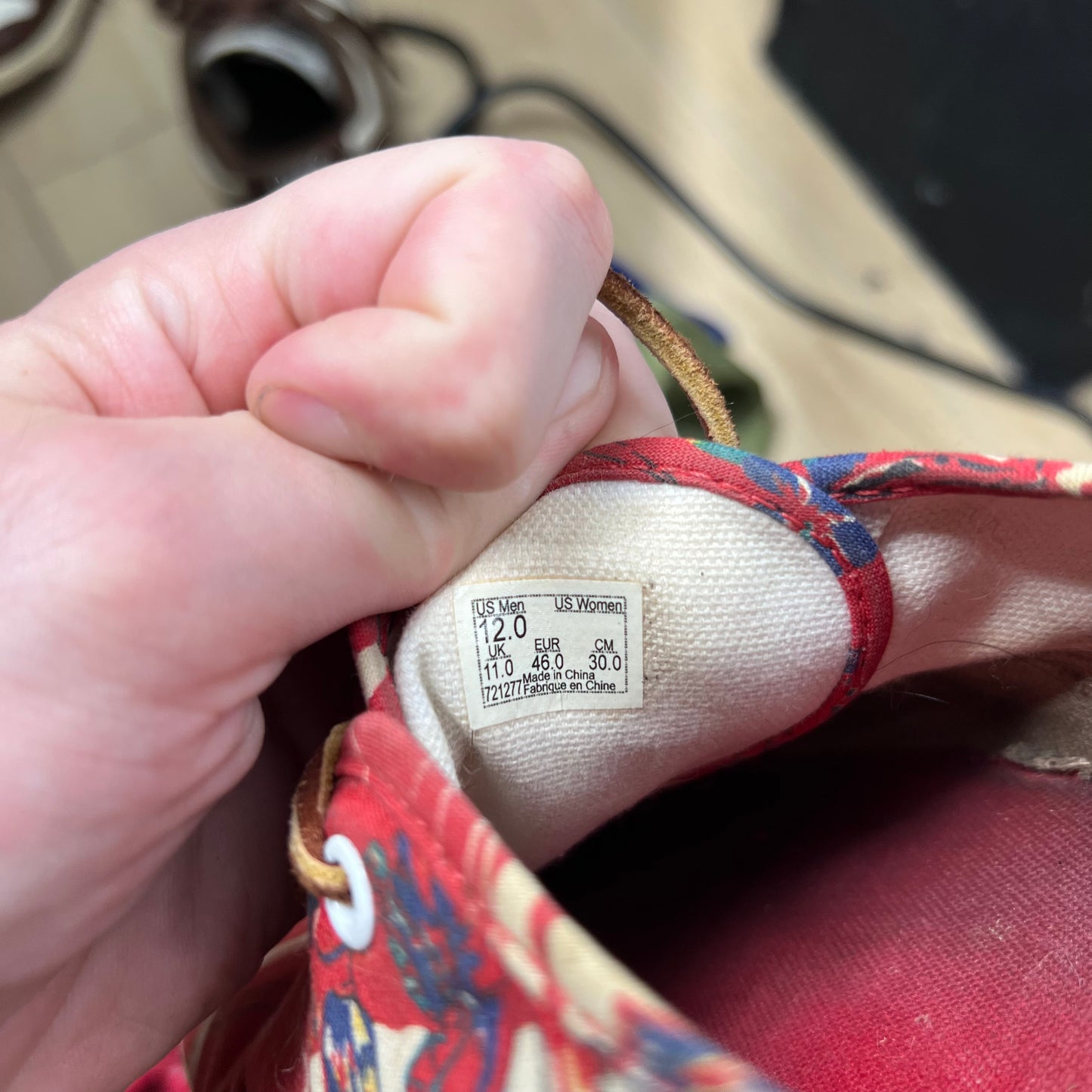 Vans Authentic Hawaiian Print Shoes- M's 12, W's 13.5