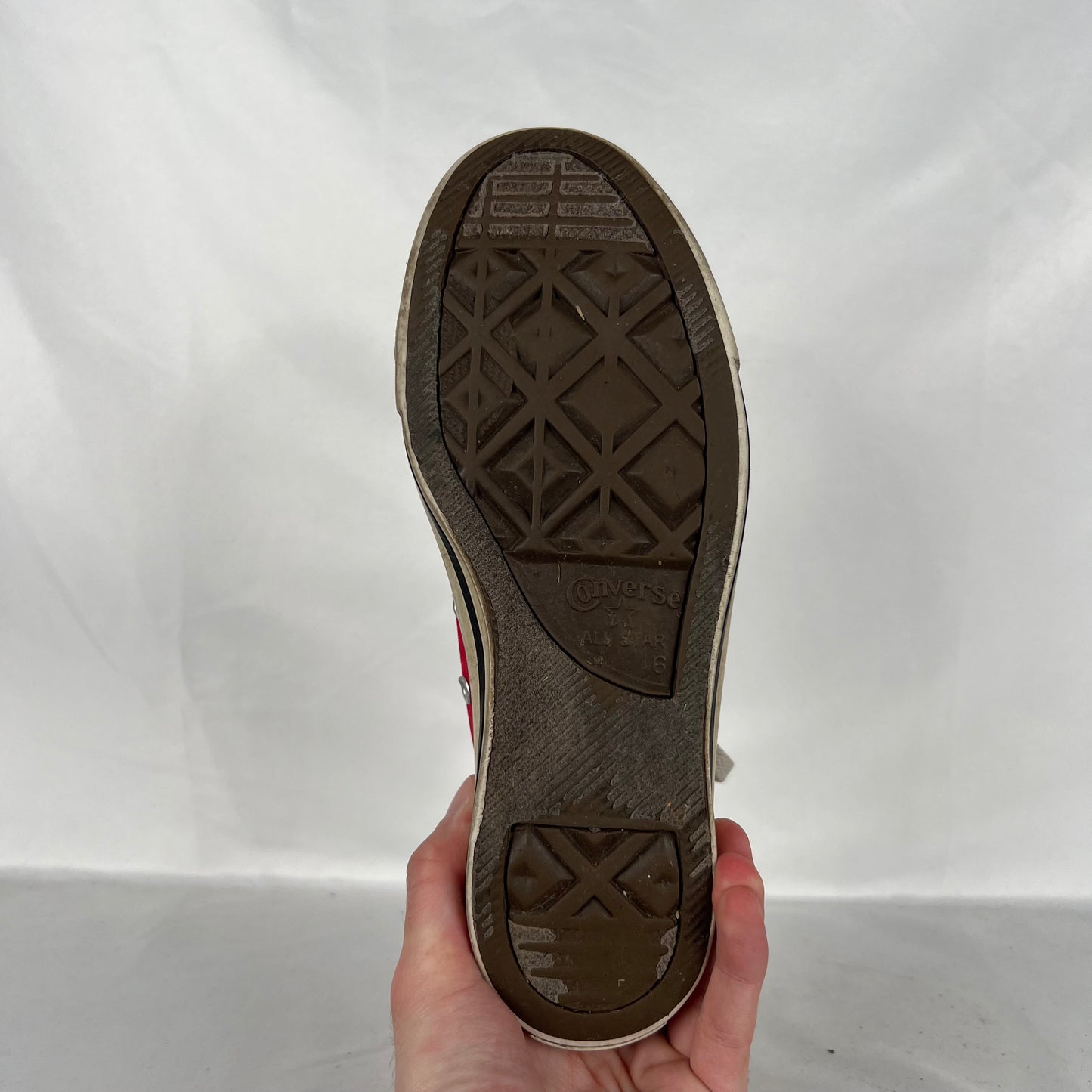 Faded Red Converse- M's 6, W's 7.5