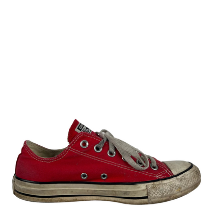 Faded Red Converse- M's 6, W's 7.5