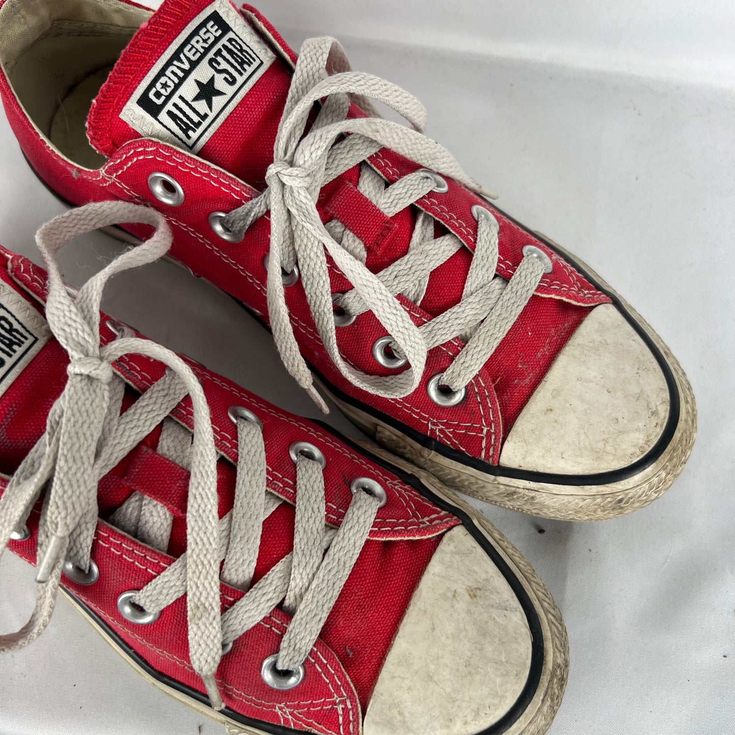 Faded Red Converse- M's 6, W's 7.5