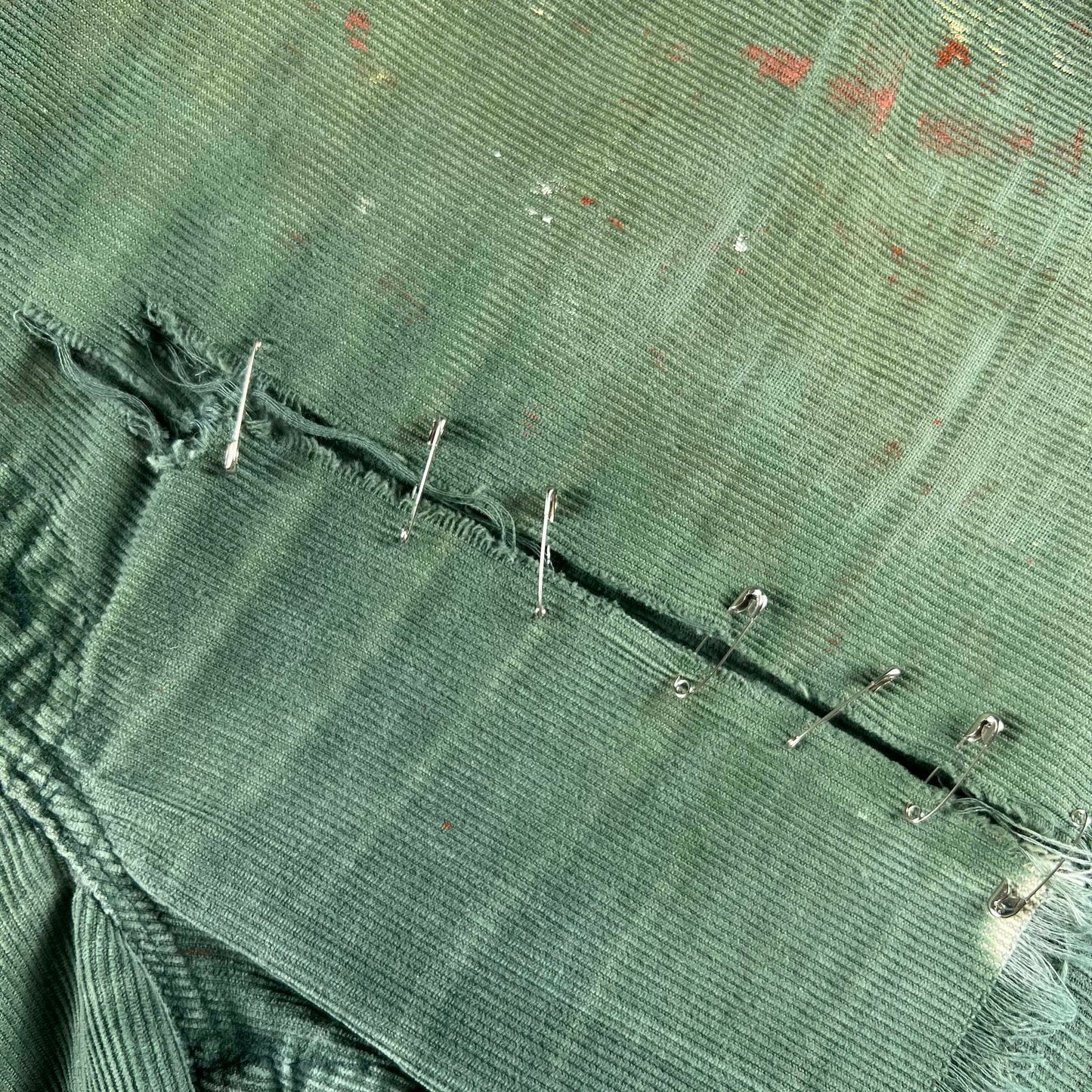 70s Sun Faded & Safety Pinned Levi's Corduroy Shorts- 33x5