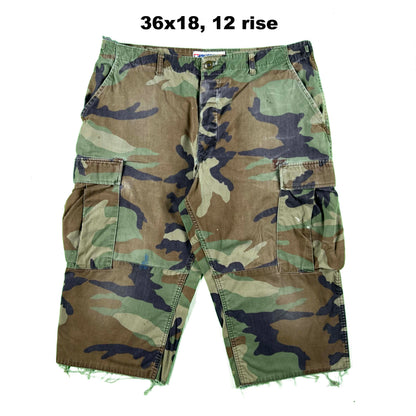 Vintage Chopped Baggy Army Camo Cargo Shorts- SELECT PAIR