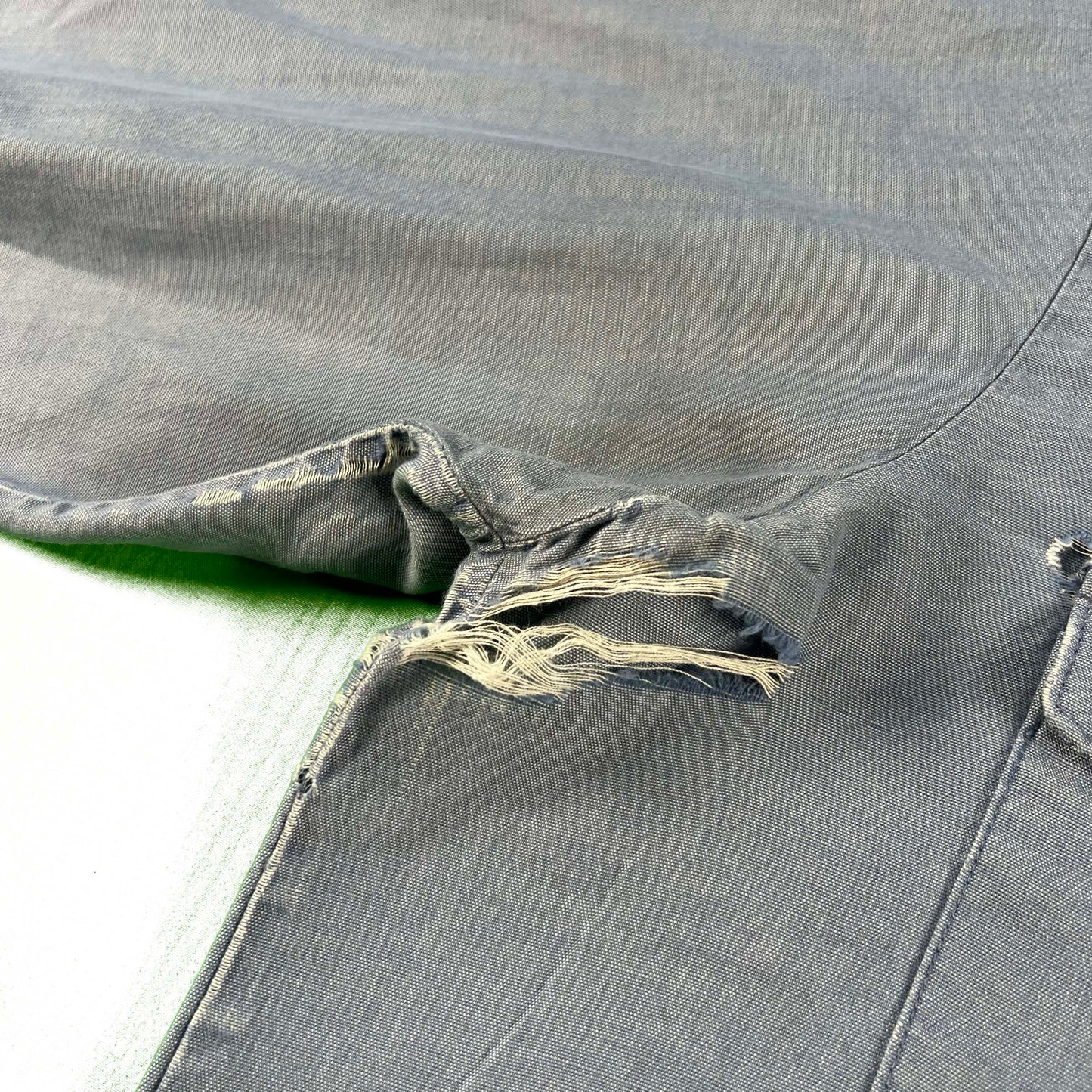 70s Thrashed USN Navy Chambray- L