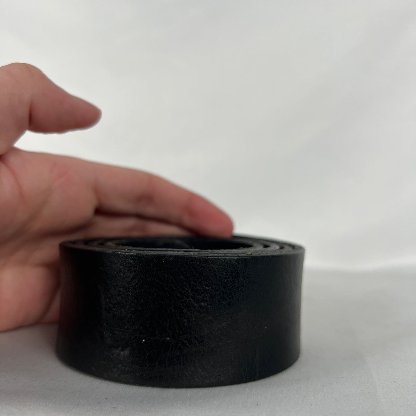 00s Old Navy Rhinestone Buckle Black Leather Belt- 26"-30"