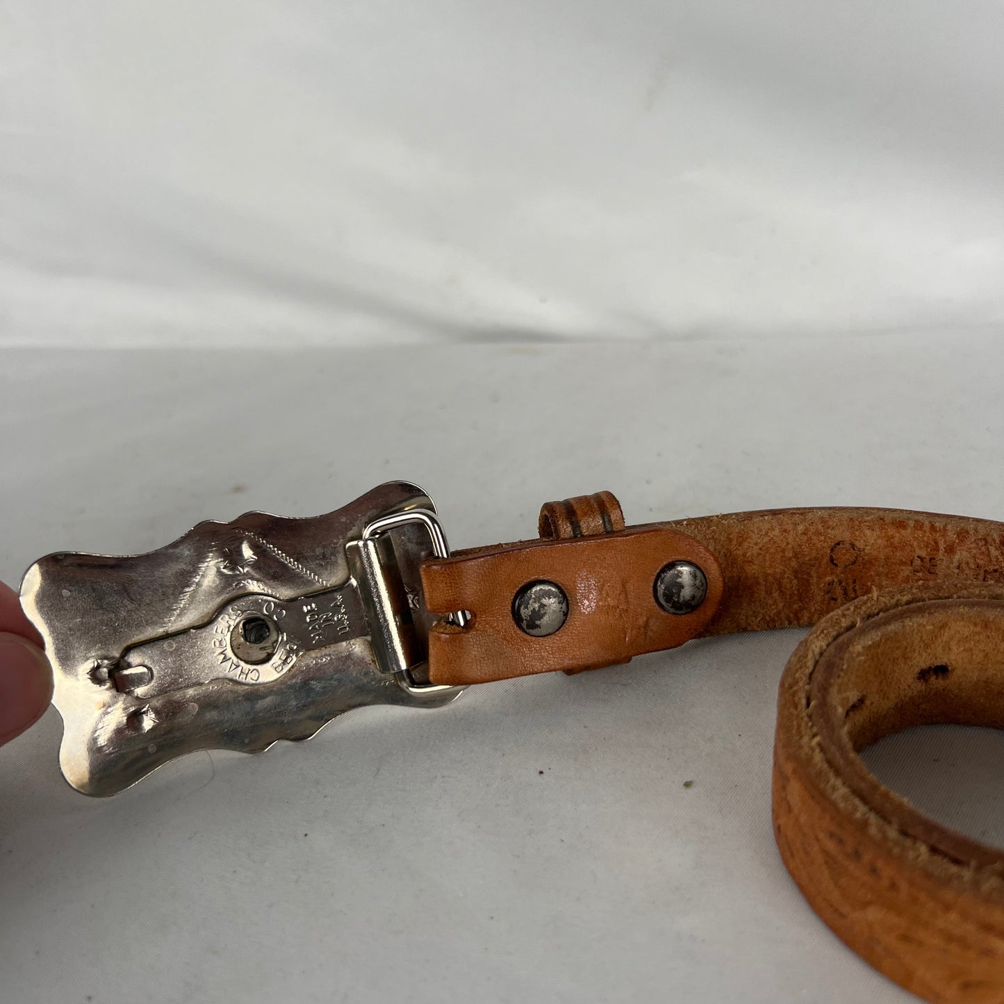 70s Embellished Tan Leather Belt w Spinning Cowboy Buckle- XXS