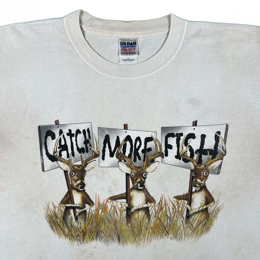 00s Catch More Fish Deer Tee- L