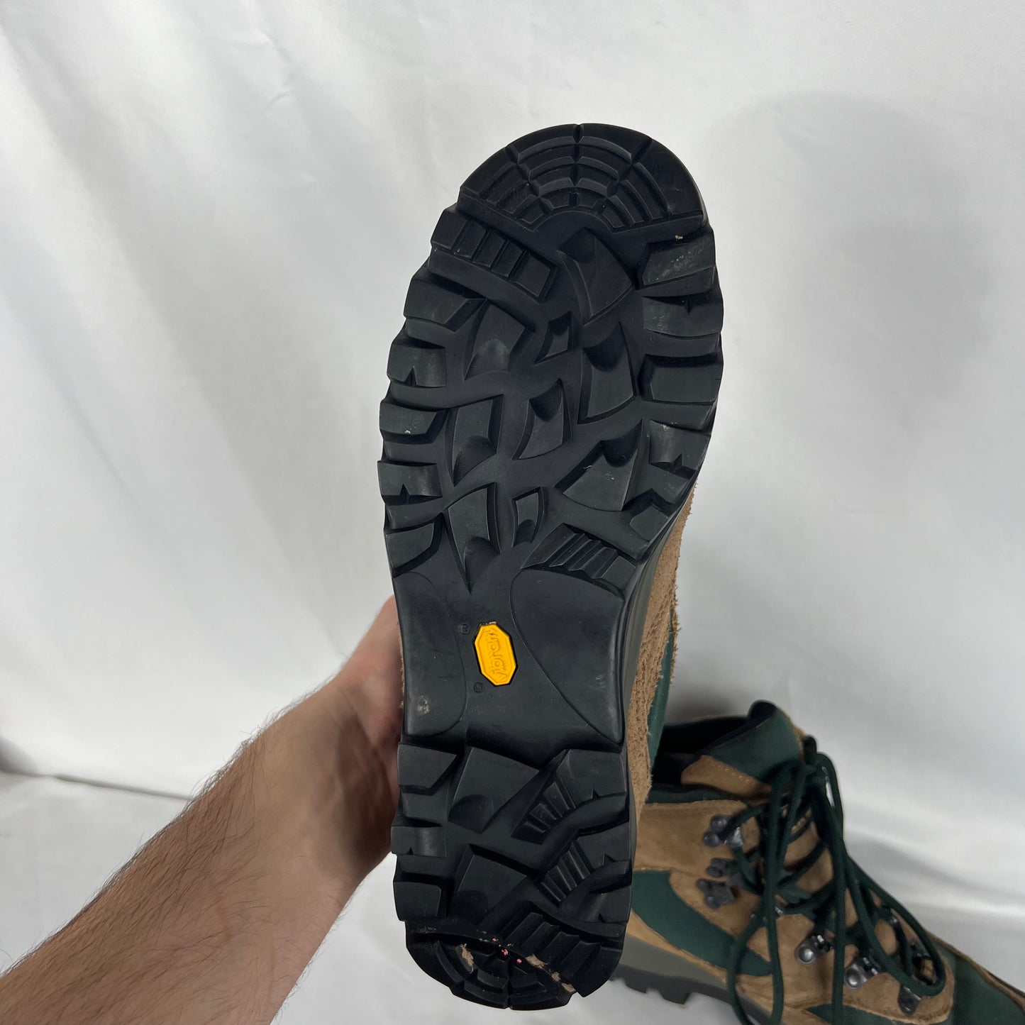 00s REI Vibram Sole Hiking Boots- M's 8.5, W's 10
