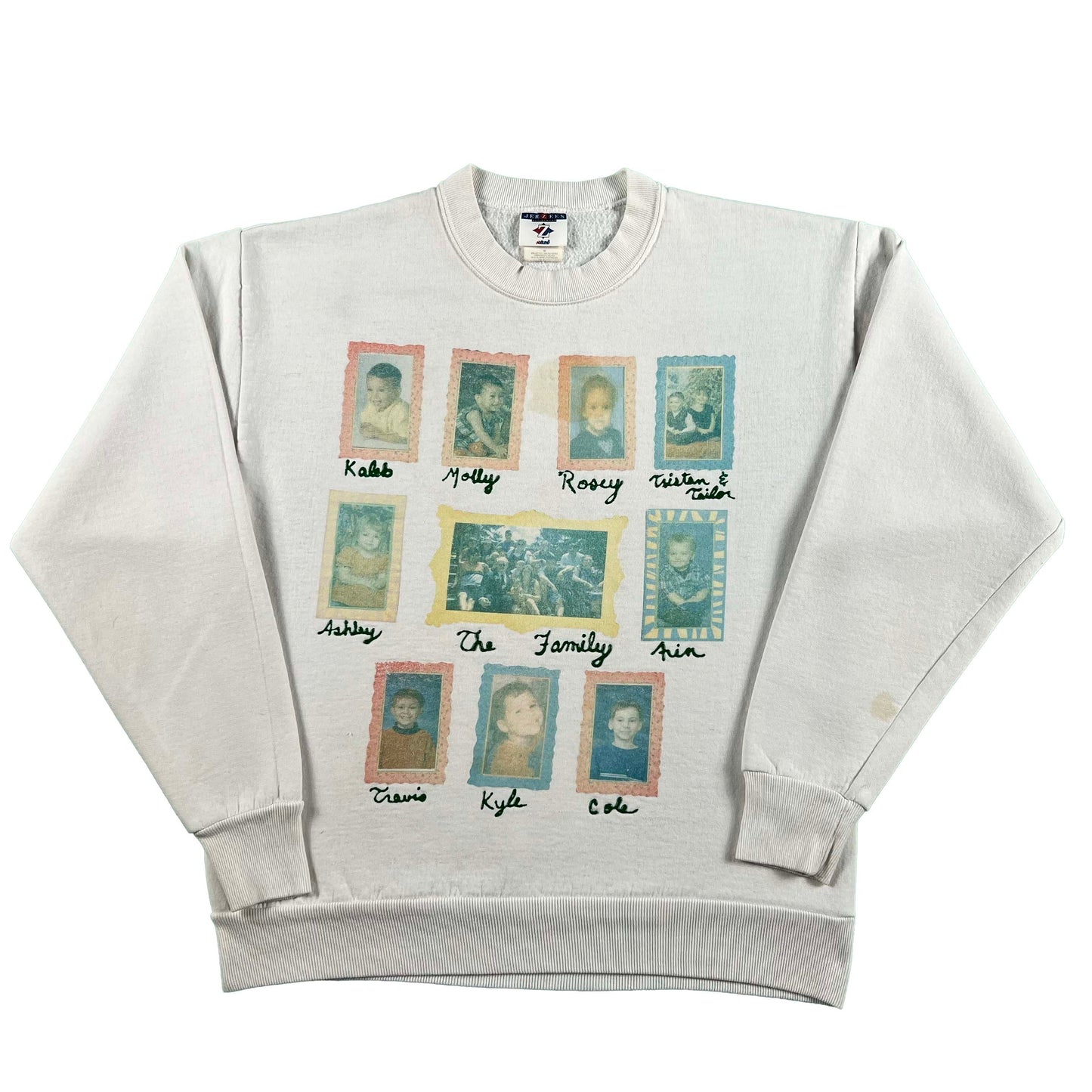 90s 'The Family' Photo Print Sweatshirt- M